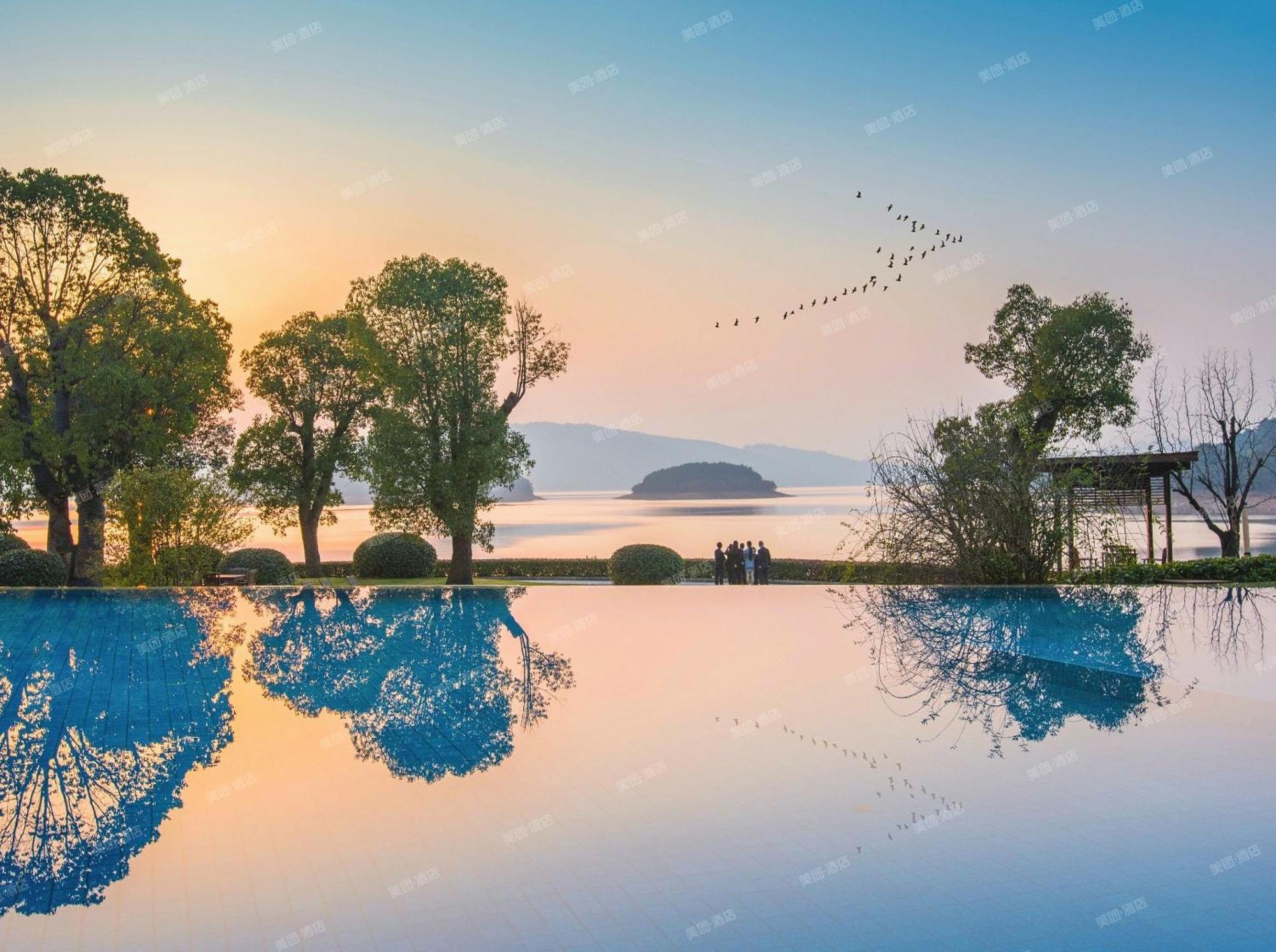 Intercontinental One Thousand Island Lake Resort By Ihg Chun'an Exteriör bild