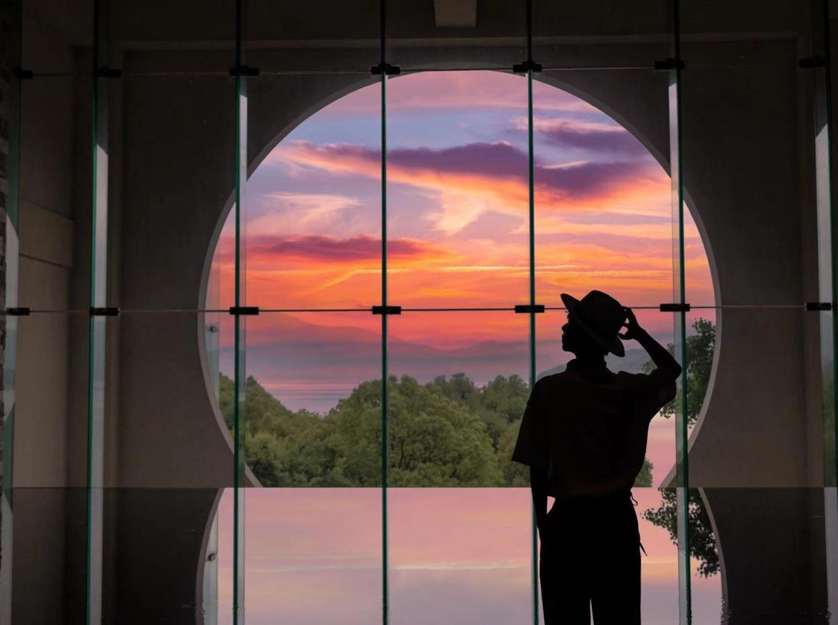 Intercontinental One Thousand Island Lake Resort By Ihg Chun'an Exteriör bild