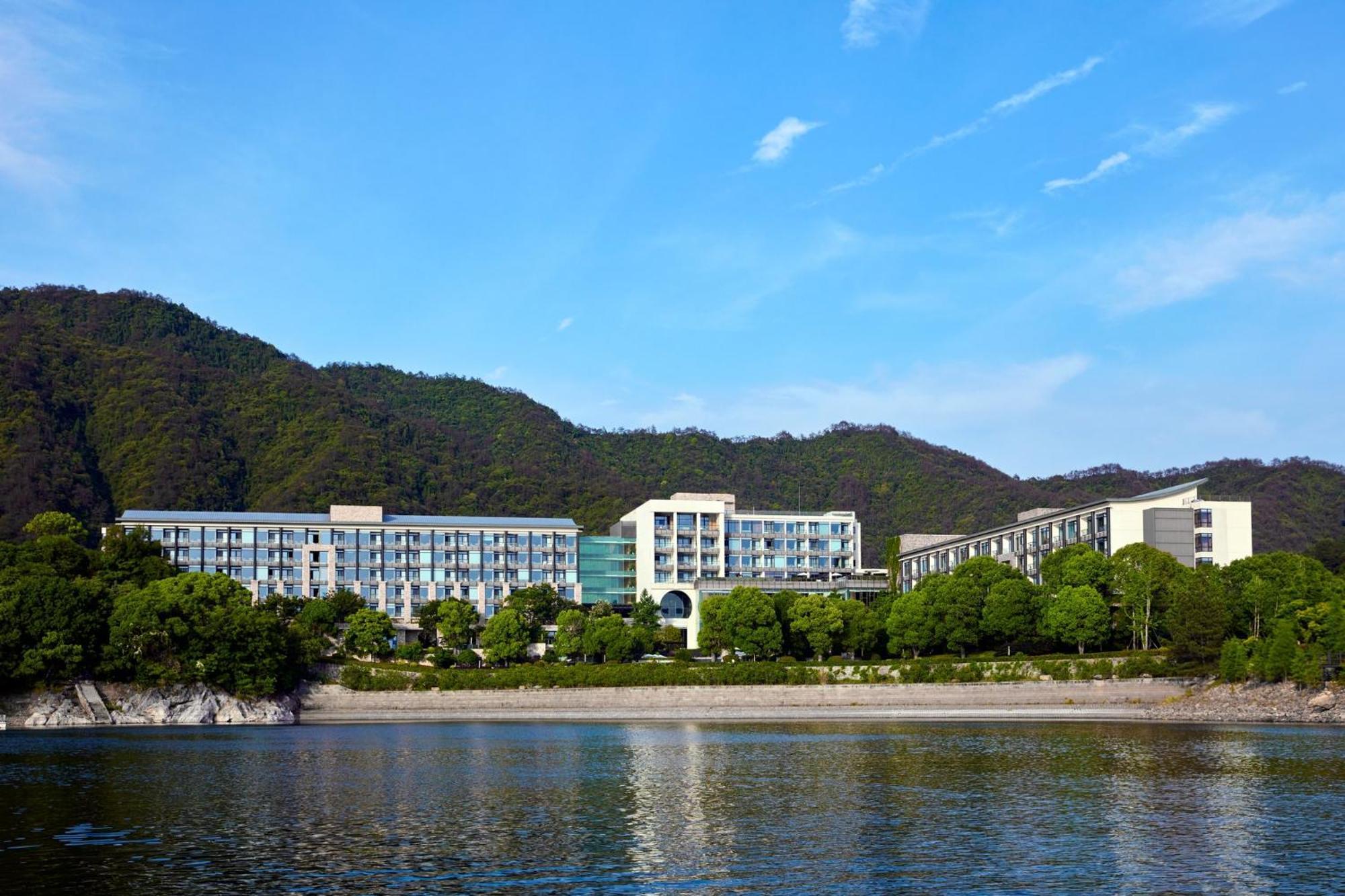 Intercontinental One Thousand Island Lake Resort By Ihg Chun'an Exteriör bild
